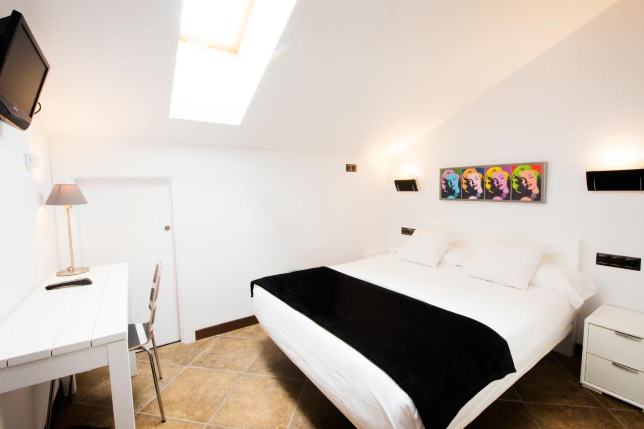 Hostal Rural Villa Vieja Olite Luaran gambar